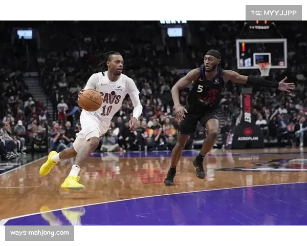 猛龙半场三分命中率达57.1%,球队投篮表现出色